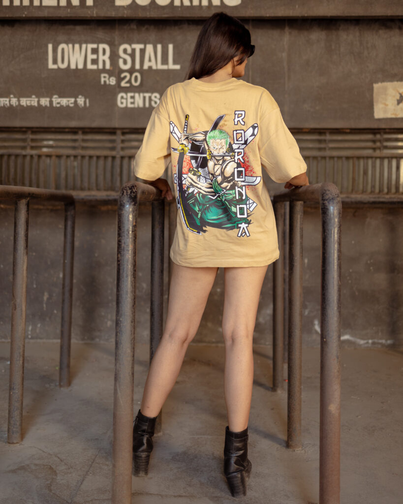 Girl wearing Zoro t-shirt